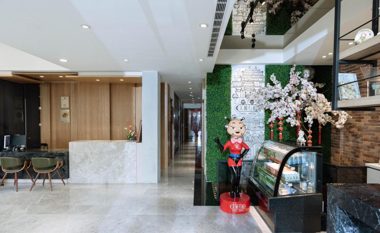 Tianli Hotel Tainan Exterior foto